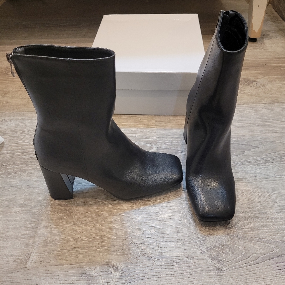 Black boots